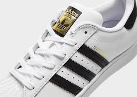 Adidas superstar shoes first debuted on the basketball court and have been an icon ever since. Adidas Originals Superstar Kinder Weiss Jd Sports Osterreich