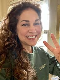 Happy New Year to my family, friends, team members, business partners,  clients, YPO comrades, fellow Rotarians and incredible network of dynamic  and supportive CHIEF sisters.