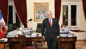 Miguel juan sebastián piñera echenique (santiago, 1 de diciembre de 1949) es un político, ingeniero comercial y empresario chileno. Sebastian Pinera La Dictadura Corrupta De Maduro Tiene Los Dias Contados