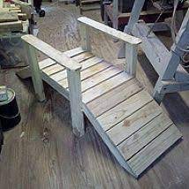 Diy Pallet Foot Bridge For Your Garden Or Small Stream Pallet Diy Wood Pallet Furniture Pallet Patio