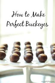 How To Make Perfect Buckeyes I Love Homemade Buckeyes This Recipe Is An Easy Buckeye Recipe And Makes Th Buckeyes Recipe Yummy Food Dessert Diy Easy Recipes