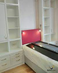 modern genc yatak odasi yatak basi ve rafli kapakli kitaplik modern young bedroom bed head and shelf covered library genc yatak odasi mobilya yatak odasi