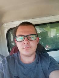 Marta Zarzecka's Instagram, Twitter & Facebook