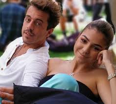A relação amorosa entre bárbara bandeira e kasha ainda não foi oficializada por nenhum dos dois, no entanto, tanto um como o outro já não escondem o amor que os une, ou não fossem as várias imagens que partilham com os seguidores. A Brincadeira Marota De Barbara Bandeira Com O Namorado Na Nova Casa Nacional Flash