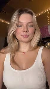 Sophia Eaton's Instagram, Twitter & Facebook