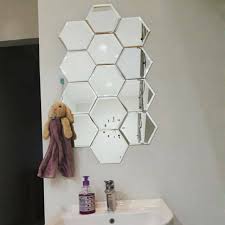 Dekorasi cermin di kamar tidur. Kaca Cermin Hexagonal Bevel Cermin Hiasan Dinding Cermin Dinding Hexagon Cermin Bevel Shopee Indonesia
