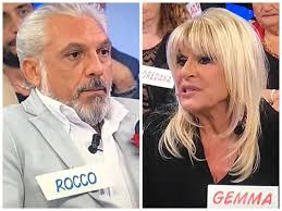 Uomini e donne, gemma galgani: Uomini E Donne Rocco Ha Usato Gemma Il Dubbio Aumenta Ecco Perche