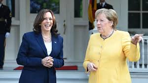 Hol sie dir jetzt, bevor es zu spät ist! Kamala Harris Angela Merkel Ihr Treffen Schreibt Geschichte Gala De