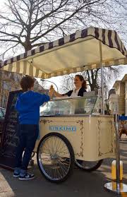 Du möchtest einen eiswagen für eine hochzeit mieten? Eiscatering Eiswagen Eis Catering