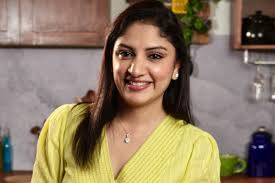 Dive Into Aruna Vijay's Flavourful South Indian Potato Roast Recipe