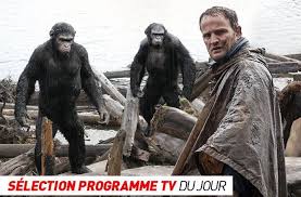 Une nation de plus en plus nombreuse de singes génétiquement évolués, dirigée par césar, est menacée par un groupe d'humains qui ont survécu au virus dévastateur qui s'est répandu dix ans plus tôt. Uqa4nd8jy8 89m