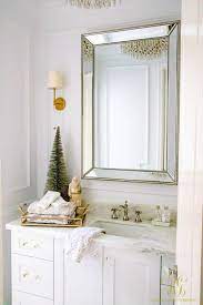 50 Amazing Christmas Bathroom Decorations That Will Amaze You Teracee Christmas Bathroom Decor Christmas Bathroom Bathroom Decor
