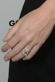 Pin On Celebrity Engagement And Wedding Rings