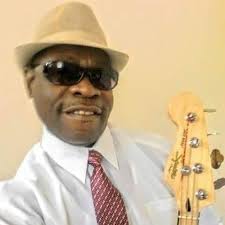 Bass Players Sharing Experiences and Stories