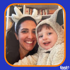 Marianne Mosley's Instagram, Twitter & Facebook