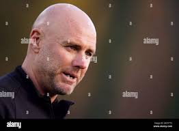 rob hi-res stock photography and images