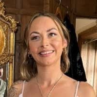 Francesca Barrett's Instagram, Twitter & Facebook