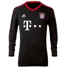 Футбольный клуб «бавария» из немецкого города мюнхен (fc bayern münchen) был основан в 1900 году и с тех пор стал одним из самых популярных и титулованных не только в германии. Kupit Futbolnaya Forma Vratarskaya Fk Bavariya Myunhen Gostevaya 2017 2018 L S 5xl 60 Po Cene 4 690 Rub V Internet Magazine