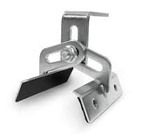 Fixing hook for trapezoidal sheet metal roof