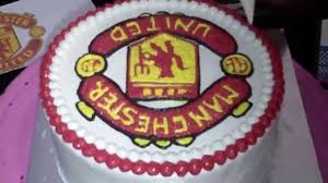 We hope you enjoy our growing collection of hd images to use as a background or home screen for your smartphone or computer. How To Easy Decorate Manchester United Cake Logo Youtube