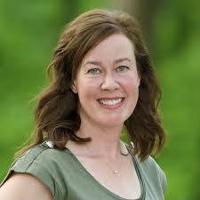 Michelle Veach's Instagram, Twitter & Facebook