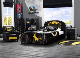 Pin By S Pangeti On Ideas For The House In 2020 Batman Bedroom Batman Room Batman Boys Room