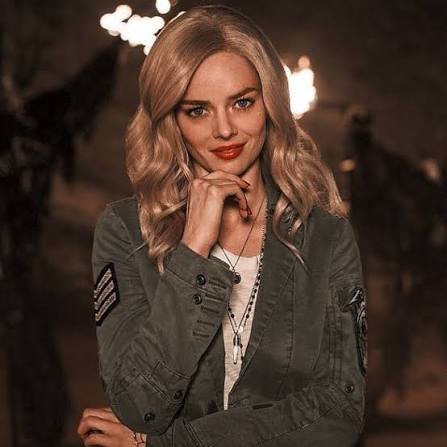 Samara Weaving as Bee in The Babysitter: Killer Queen