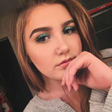 Tara Rae (@taraatastic) • Facebook