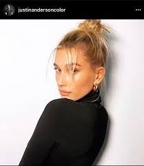 Jan 03, 2022 · acconciature capelli ricci semplici. Tendenze Capelli Inverno 2020 2021 Foto 15 Raccolti E Chignon Da Copiare Amica