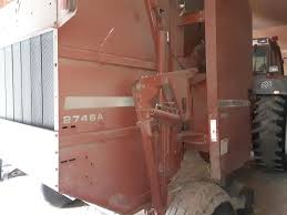 Massey Ferguson 2746 Baler