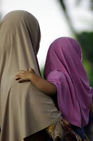 Download gambar 100 gambar kartun anak laki laki gambarcoid via gambar.co.id. Hangat Dekapan Cinta Ibu Dakwatuna Com