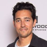 Tracy Alves's Instagram, Twitter & Facebook