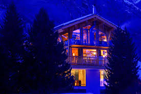Luxury Ski Chalets In Zermatt Rent Zermatt Chalets With Leo Trippi Zermatt House Styles Best Ski Resorts