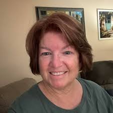 I've seen so many mixed opinions about Colleen Hoover's books, and now I'm  super curious. For those of you who love her work—what makes her books  click for you? And for those