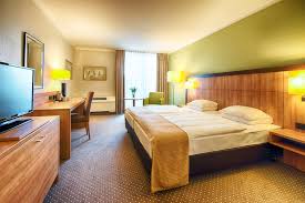 See more of holiday inn düsseldorf airport ratingen on facebook. Top Hotels With A Pool In Duisburg North Rhine Westphalia De