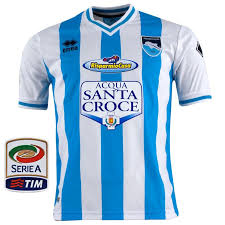 Jogos, jogadores, estatísticas, transferências, palmarés, notícias, vídeos e muito mais! Errea Pescara Maglia Ufficiale 2012 13 Maglie Maglia Magliette