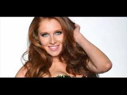 Nach ihrer teilnahme bei der bachelor 2012 beherrschte georgina fleur lange die deutschen promimedienlandschaft. Georgina Je Suis Comme Je Suis Youtube