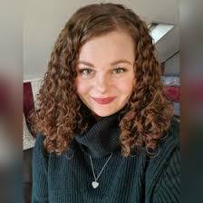 Lisa Schaus's Instagram, Twitter & Facebook