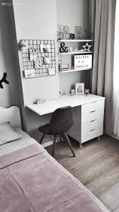 Bu Ev Tadilat Ile Yenilenirken Tum Isler Ustalara Birakilmamis Ev Gezmesi Ev Icin Yatak Odasi Duzenleme Ev Dekorasyon Renkleri