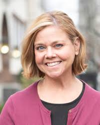 Sharon Waldron's Instagram, Twitter & Facebook