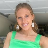 Heather Dever's Instagram, Twitter & Facebook