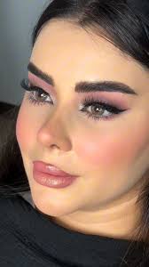 ‫طريقة رسم العين و لا أروع ❤️❤️❤️ | المكياج خطوة بخطوة | Facebook‬‎