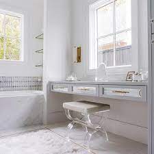 Makeup vanity table jetzt bestellen! Floating Dressing Table Design Ideas