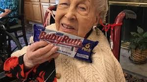 Bonnie Oliphant's Instagram, Twitter & Facebook