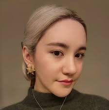 Looking for a photographer for one hour