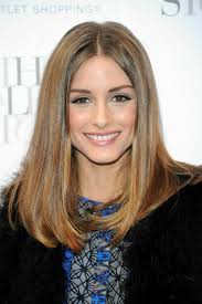 Visualizza altre idee su capelli, capelli lunghi, tagli di capelli. Il Taglio Del Momento Capelli Mezza Misura All Altezza Delle Spalle