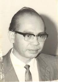 With a background in law, taib held various ministerial positions ranging from minister of development and forestry of sarawak in 1966 and several federal portfolio positions such as. Stephen Kalong Ningkan Wikipedia