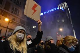 Strajk kobiet w niedzielę 13 grudnia ponownie na ulicach warszawy. Strajk Kobiet Zapadla Wazna Decyzja Bedzie Masowa Demonstracja W Warszawie Warszawa Super Express
