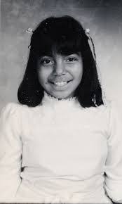 Julie Newlin's Instagram, Twitter & Facebook