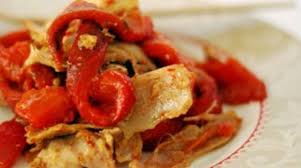 Quando l'acqua sarà completamente evaporata sfumate con il vino bianco. Pappa E Cicci Coniglio Con I Peperoni Piacenzasera It